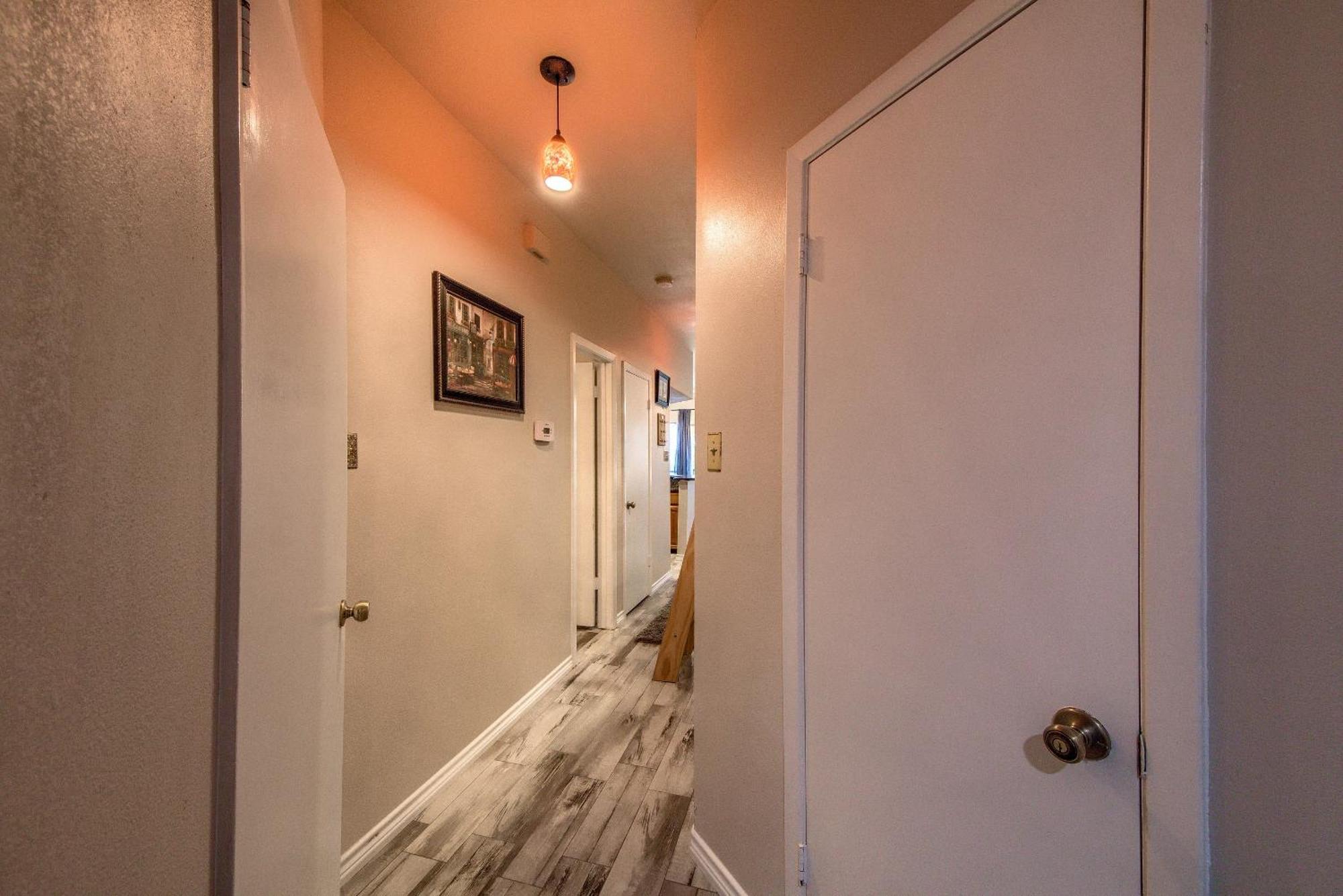 Ss 4B Riverside Condo Нью Браунфелс Экстерьер фото